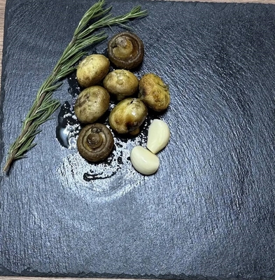 Аппетитный шашлык и блюда на мангале в кафе «МЯСО ТУТ» со скидкой до 50%: вкусно, сочно, выгодно!