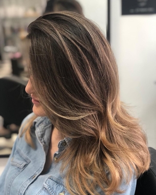 Меняйте образ выгодно в студии «Колорист» со скидкой 30%