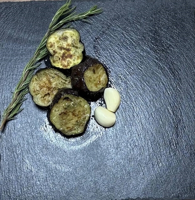 Аппетитный шашлык и блюда на мангале в кафе «МЯСО ТУТ» со скидкой до 50%: вкусно, сочно, выгодно!