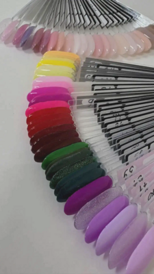 Весеннее обновление: маникюр и педикюр со скидкой до 41% Весеннее обновление: маникюр и педикюр со скидкой до 41%