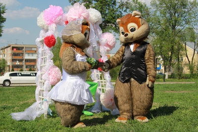 Хомячки спешат с поздравлением: Вас ждёт забавный сюрприз! Хомячки спешат с поздравлением: Вас ждёт забавный сюрприз!