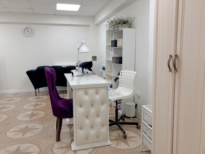 Услуги для волос и ногтей со скидкой до 58% Услуги для волос и ногтей со скидкой до 58%